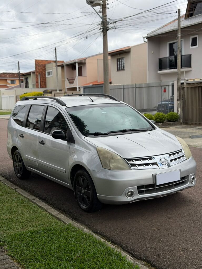 Livina grand s 1.8 2012